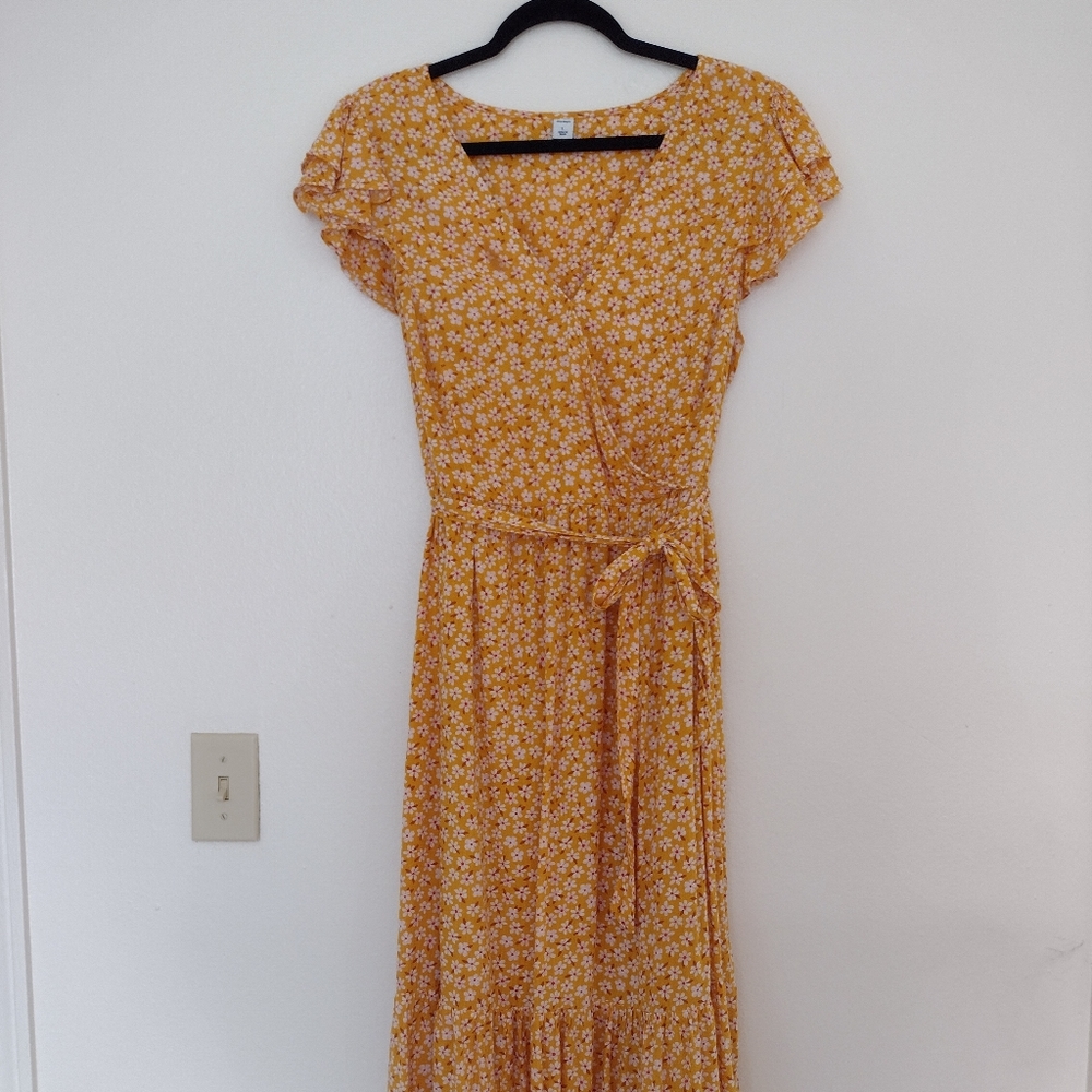 OLD NAVY | Floral print midi dress